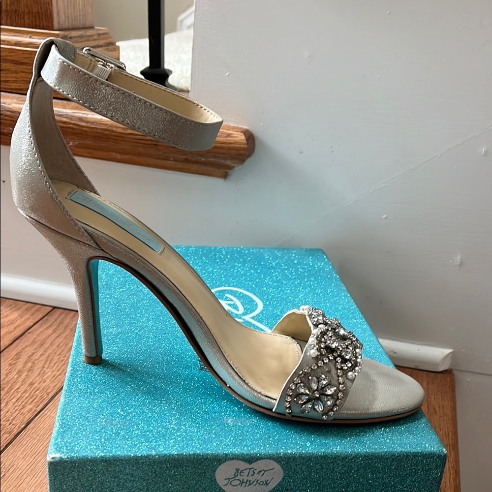 Betsey Johnson Silver Heels with Crystal Embellishments - Picture 8 of 11
